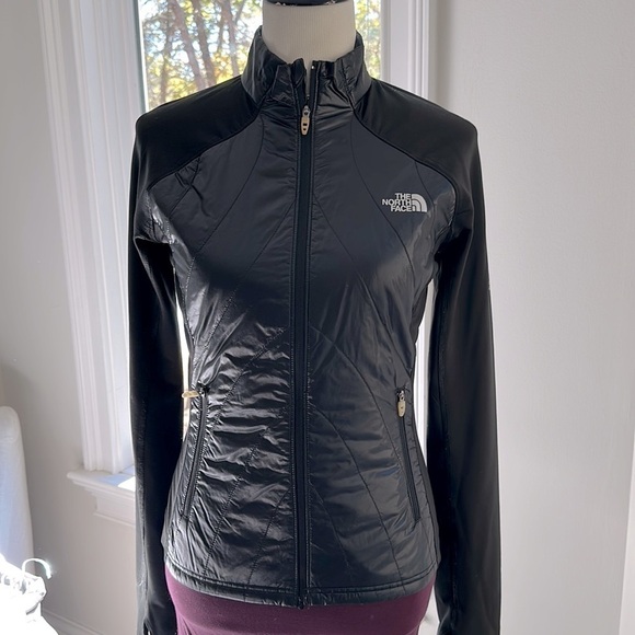 The North Face Jackets & Blazers - The NorthFace Flight Series Primaloft Pertex Quantum Jacket, Size Sm, Like New